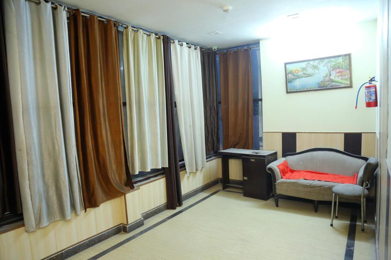 Aerocity Hotel Jindal Palace Delhi- A Well Hygiene Property"All Staff Vaccinated " 新德里 外观 照片