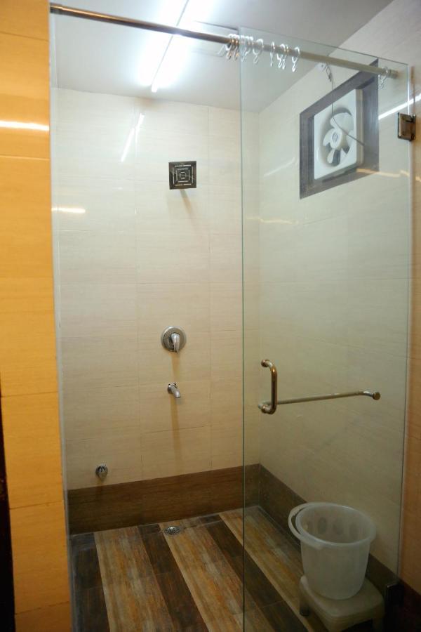 Aerocity Hotel Jindal Palace Delhi- A Well Hygiene Property"All Staff Vaccinated " 新德里 外观 照片