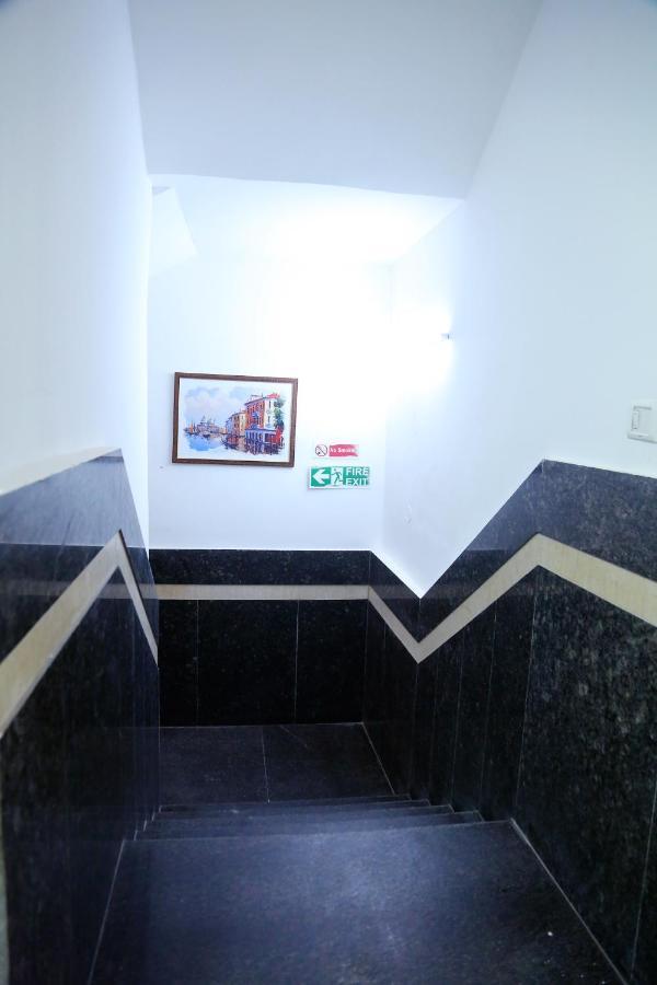 Aerocity Hotel Jindal Palace Delhi- A Well Hygiene Property"All Staff Vaccinated " 新德里 外观 照片