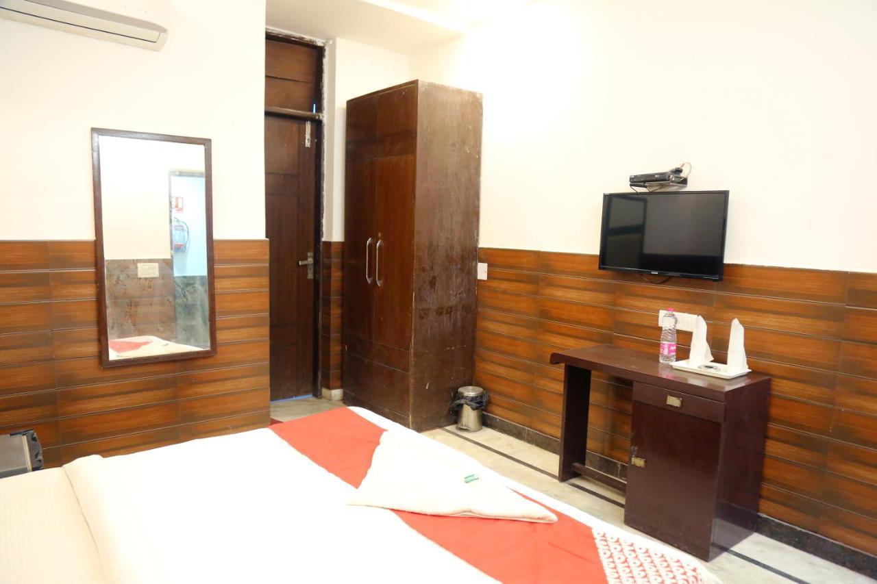 Aerocity Hotel Jindal Palace Delhi- A Well Hygiene Property"All Staff Vaccinated " 新德里 外观 照片