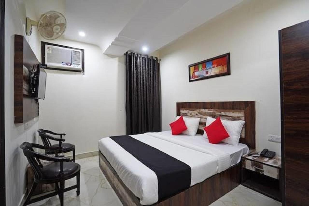 Aerocity Hotel Jindal Palace Delhi- A Well Hygiene Property"All Staff Vaccinated " 新德里 外观 照片