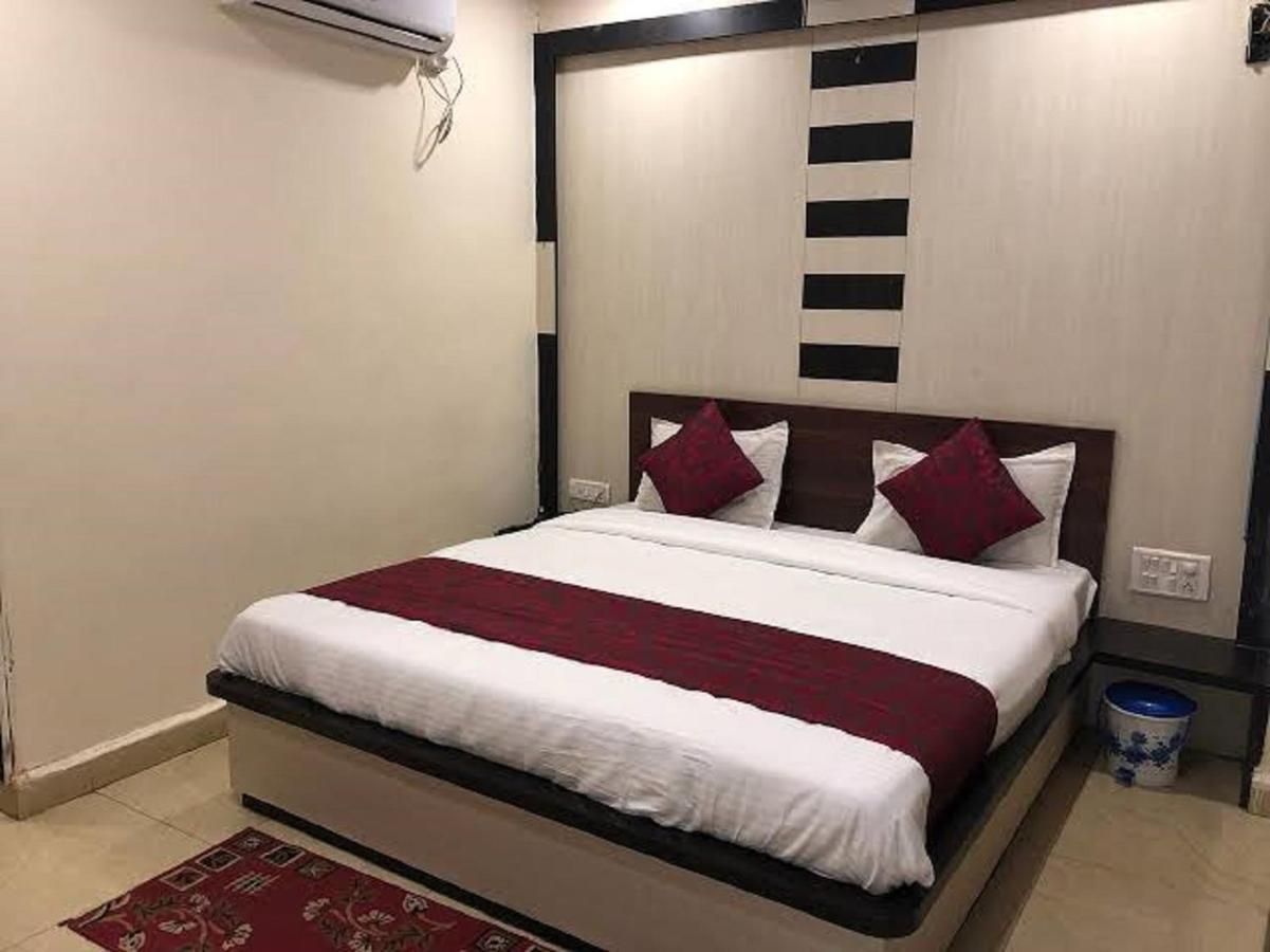 Aerocity Hotel Jindal Palace Delhi- A Well Hygiene Property"All Staff Vaccinated " 新德里 外观 照片
